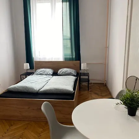 Amazing View Rooms In Old Town Krakow Exterior photo